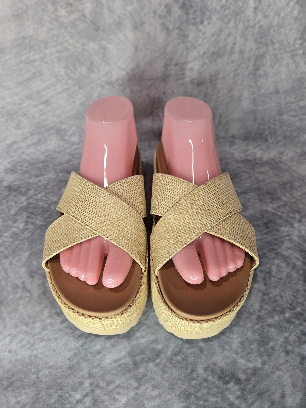 DV Dolce Vita Stasia Crossover Sandals